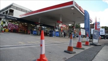 İngiltere'de askerler pazartesiden itibaren fuel oil dağıtmaya başlayacak