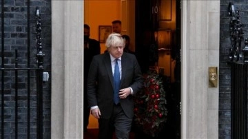 İngiltere'de 'Başbakanlıkta toy parti' iddiaları Johnson üstündeki baskıyı artırdı