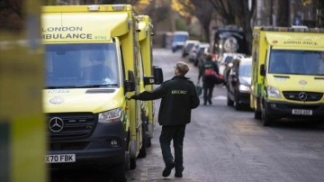 İngiltere'de sağlık sistemi krizi: Ambulans ve aceleci servis hizmetleri çıkmaza girdi
