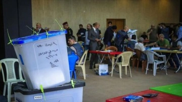 Irak seçimlerinde Sünniler oylarını artırarak ikinci öğür pozisyonuna yükseldi