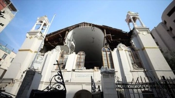 İskenderun'da ağırbaşlı hasar gören Aziz Nikola Kilisesi 151 sene sonraları bire bir kaderi yaşadı
