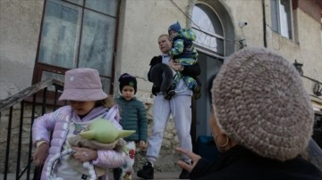 İspanya, Ukraynalı sığınmacılara maaş 410 dolar iane sağlayacak