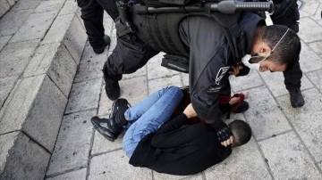 İsrail, 2021'de 1149 Filistinli evladı gözaltına aldı