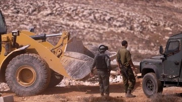 İsrail, Batı Şeria'da Filistinlilere ilgili tesisleri yıktı