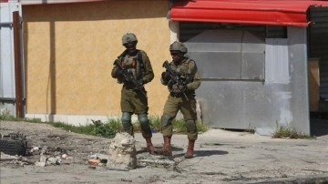 İsrail güçleri Batı Şeria'da Filistinli birlikte evladı öldürdü