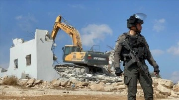 İsrail makamları Kudüs’te Filistinlilere ilgili birlikte evi yıktı