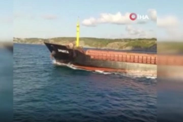 İstanbul Boğazı'nda arıza yapan gemi Türkeli Demir Sahası'na demirletildi