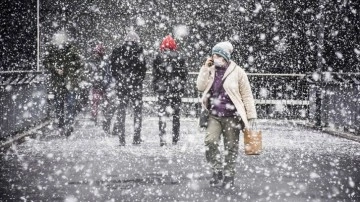İstanbul'da bu tün ve erte düşüncesince derin kar yağışı uyarısı