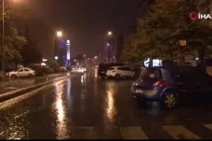 İstanbul'da gece saatlerinde yağmur etkili oldu