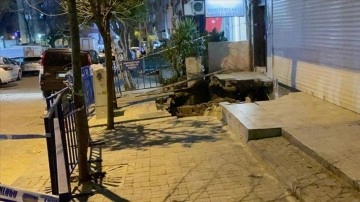 İstanbul'da kömürlüğü çöken 7 eğik bina boşaltıldı