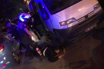 İstanbul'da minibüsle motosiklet çalan hırsızlara suçüstü