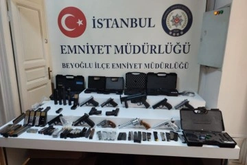 İstanbul’da silah kaçakçılığı operasyonu: 24 silah ele geçirildi