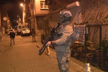 İstanbul'da uyuşturucu tacirlerine eş anlı operasyon