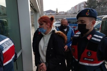 İstanbul'dan yolcu otobüsüyle uyuşturucu getirirken yakalandılar