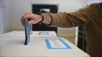 İtalya'da kısmi yerel seçimlerin ikinci turunda biçim solun adayları kazandı