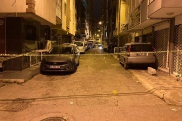 İzmir'deki bıçaklı saldırıda yaralanan polisin durumu iyiye gidiyor