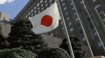 Japonya Kovid-19'un iktisadi etkisine üzerine 55,7 trilyon yen heveslendirme paketi verecek