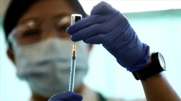 Japonya'da 5-11 gözyaşı arasına önce Kovid-19 aşısı onaylandı
