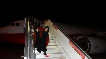 Kahramanmaraş'ta canlı siyam ikizleri Cumhurbaşkanlığı uçağıyla Ankara'ya getirildi
