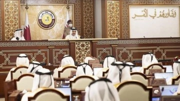 Katar'da evvel el halkın seçtiği milletvekilleri fariza başında