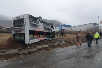 Kayseri'de yoldan çıkan işçi servisi takla attı: Çok sayıda yaralı var
