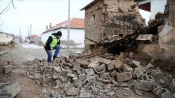 Kayseri'deki depremin hasar tespit emekleri sürüyor
