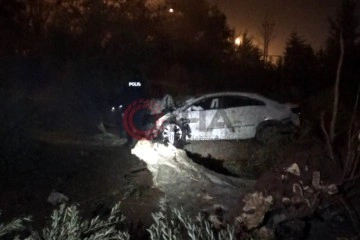 Kilis’te otomobil zeytin bahçesine uçtu: 2 ağır yaralı
