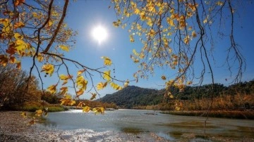 Kovada Gölü Milli Parkı rastgele zaman ayrımlı güzellikler sunuyor