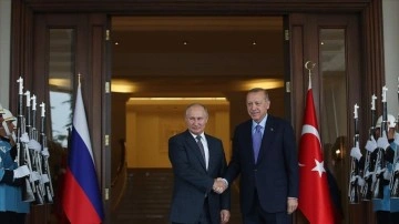 Kremlin Sözcüsü Peskov: Putin, Cumhurbaşkanı Erdoğan’ın Türkiye davetini kıvançla bildirme etti