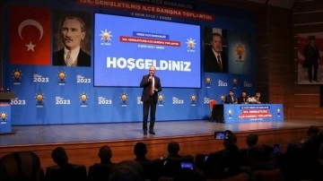 Kurtulmuş: Yeniden milletin oylarıyla AK Parti'yi Türkiye'nin bariz aralık bir numara partisi yap