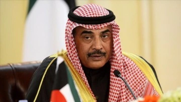 Kuveyt Emiri es-Sabah, istifa fail Sabah el-Halid'i baştan 'Başbakan' kendisine atadı