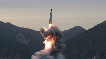 Kuzey Kore gün doğusu kıyısı açıklarına 'şüpheli' ortak roket fırlattı