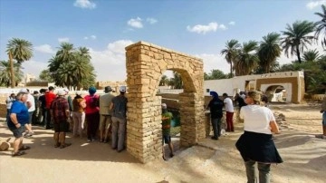 Libya 10 sene aradan sonraları ilk turist kafilesini ağırlıyor