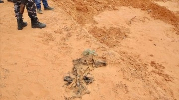 Libya'nın Sebha kentinde 6 naaşın gömük bulunduğu toplu mezar bulundu