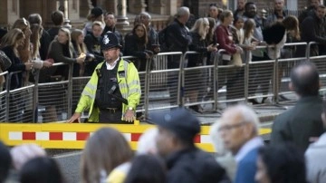 Londra polisinden Kraliçe'nin cenaze merasimi düşüncesince dehşet güvenlik önlemi