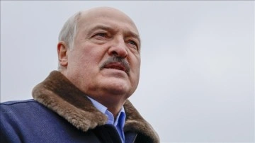 Lukaşenko, Belarus’un gün batısı  sınırlarına 30 binden aşkın er konuşlandığını bildirdi