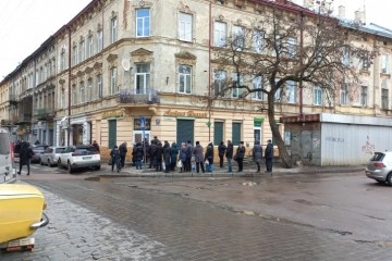 Lviv’de siren sesleri yükseliyor