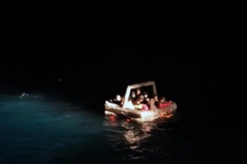 Marmaris’te 20 düzensiz göçmen kurtarıldı