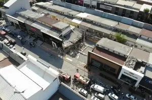 Masko Sanayi Sitesi'nde çöken mağazanın enkazı havadan görüntülendi