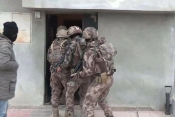 Mersin merkezli 2 ilde PKK operasyonu: 6 gözaltı