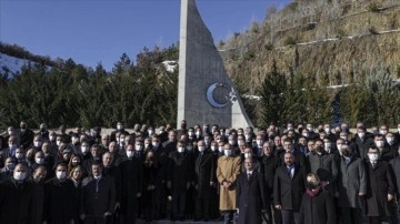 MHP Genel Başkanı Bahçeli, Ülkücü Şehitler Anıtı'nı görüşme etti