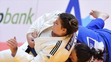 Milli judocu Hilal Öztürk'ten Özbekistan'da tunç madalya