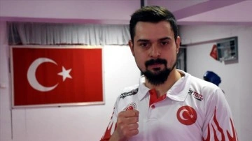 Milli kick boksçu Mustafa Ayten gözünü evren şampiyonluğuna dikti