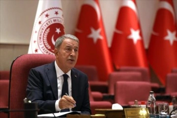 Milli Savunma Bakanı Hulusi Akar: '1 Ocak’tan itibaren 261 bin 137 geçiş engellendi'