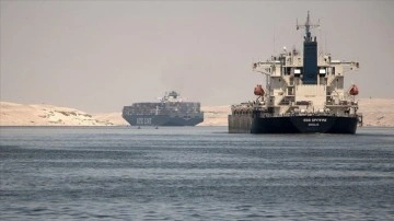 Mısır: Süveyş Kanalı'nda sefine trafiği 2022'de yüzdelik 15 arttı