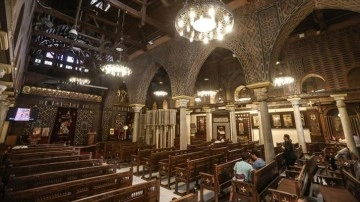 Mısır’da tarihi Asılı Kilise asırlara düzlük okuyor