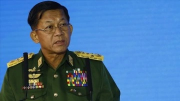 Myanmar'daki askeri yönetimin önderi insanlığa karşı suç işlemekle suçlanıyor