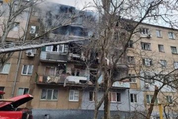 Nikolaev’de sivil yerleşim bölgeleri vuruldu