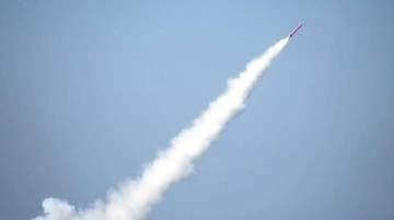 'Nükleer Silahlı Devletler'den 'nükleer harp ve tabanca yarışının önlenmesi' çağr