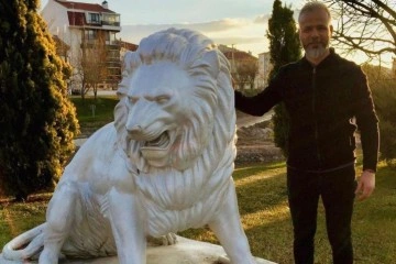 OMÜ’lü öğretim görevlisinin icra ettiği heykeller Türkiye’yi süslüyor